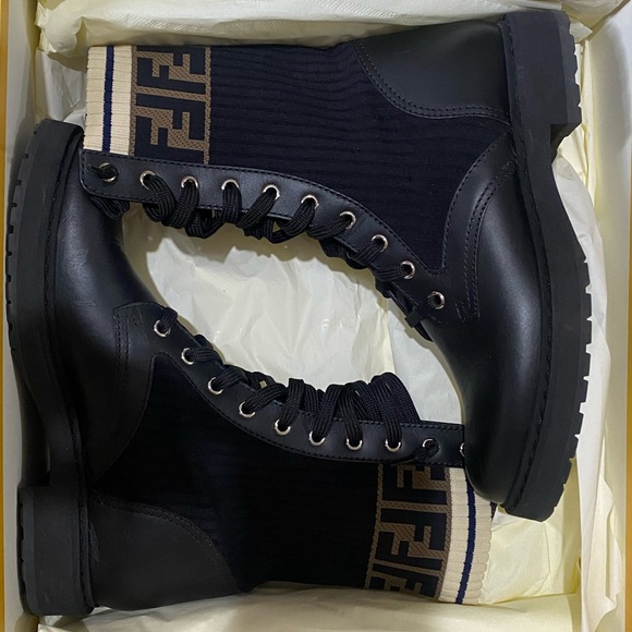 Rockoko combat boots - Picture 5 of 6